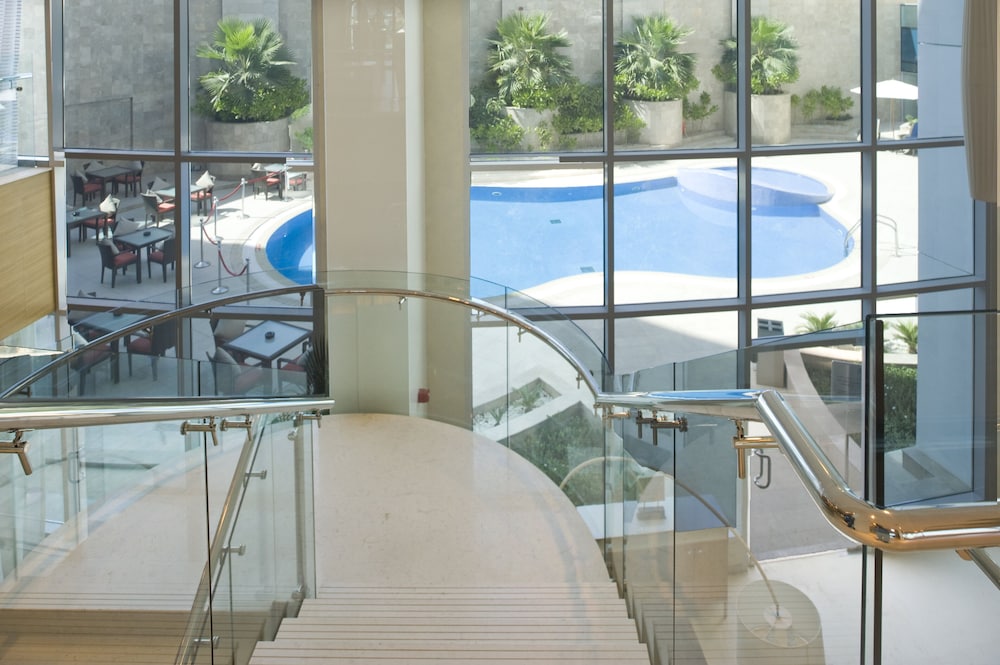Holiday Inn Muscat al Seeb by IHG 34/73