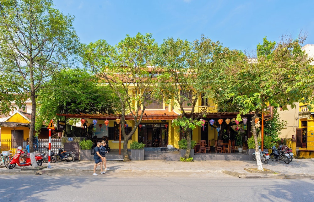 Thanh Van 1 Hotel 64/67