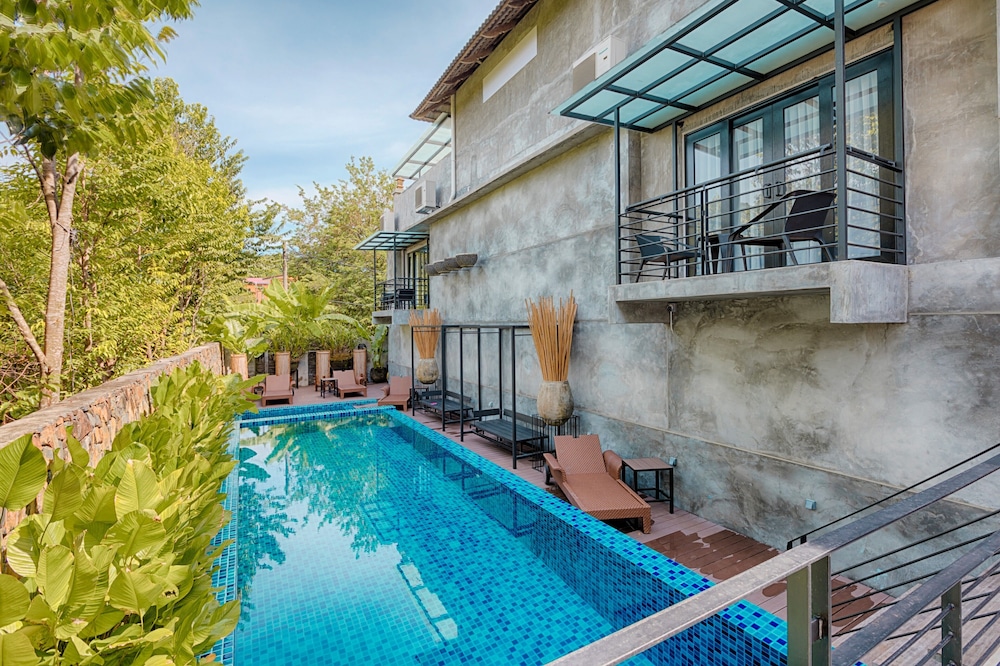 Lot 33 Boutique Hotel 22/50