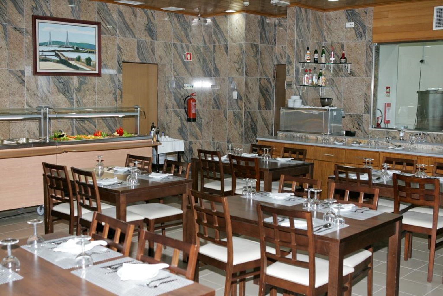restaurant cafeteria