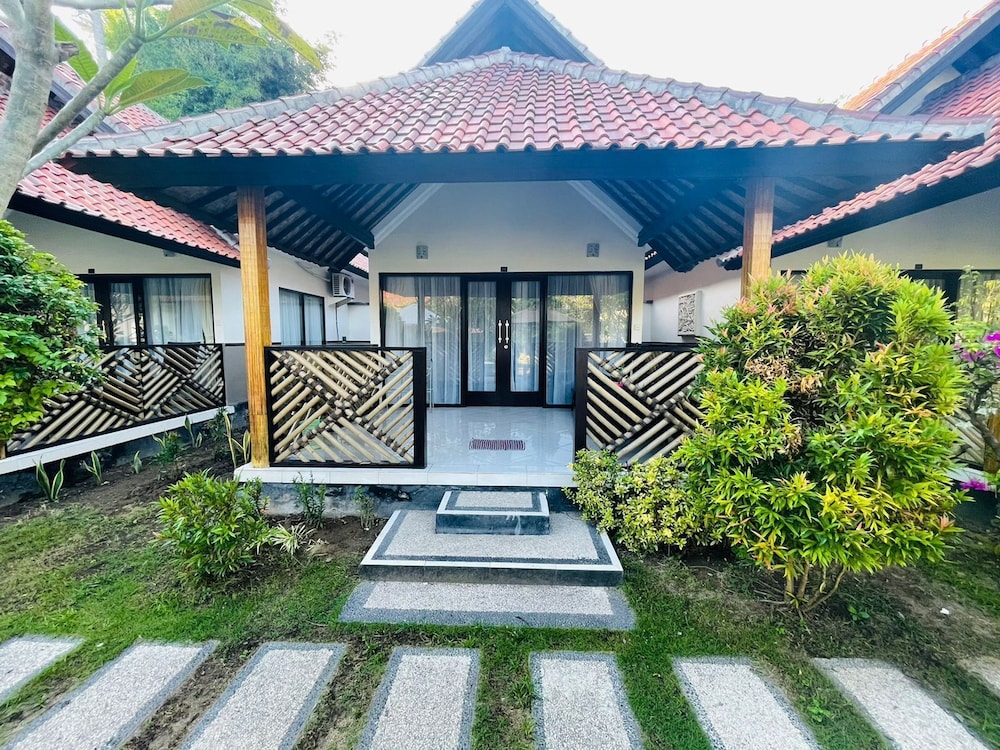 Mutiara Bali 44/50