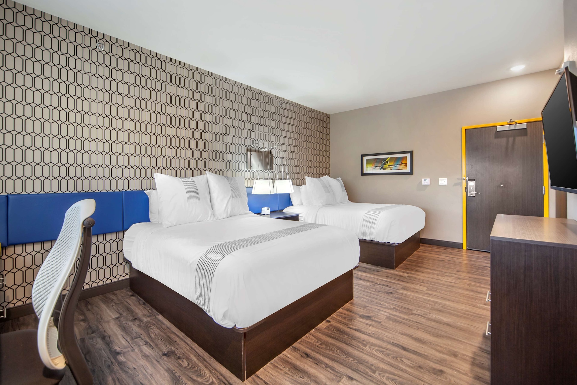 غرفة قياسية بسريرين كوين لذوي الإعاقة، Glo Best Western Dawley Farms In Sioux Falls 6/10