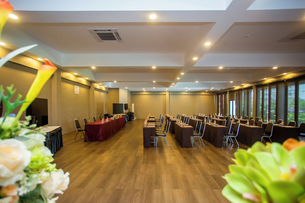 Sabai Inn 38/72