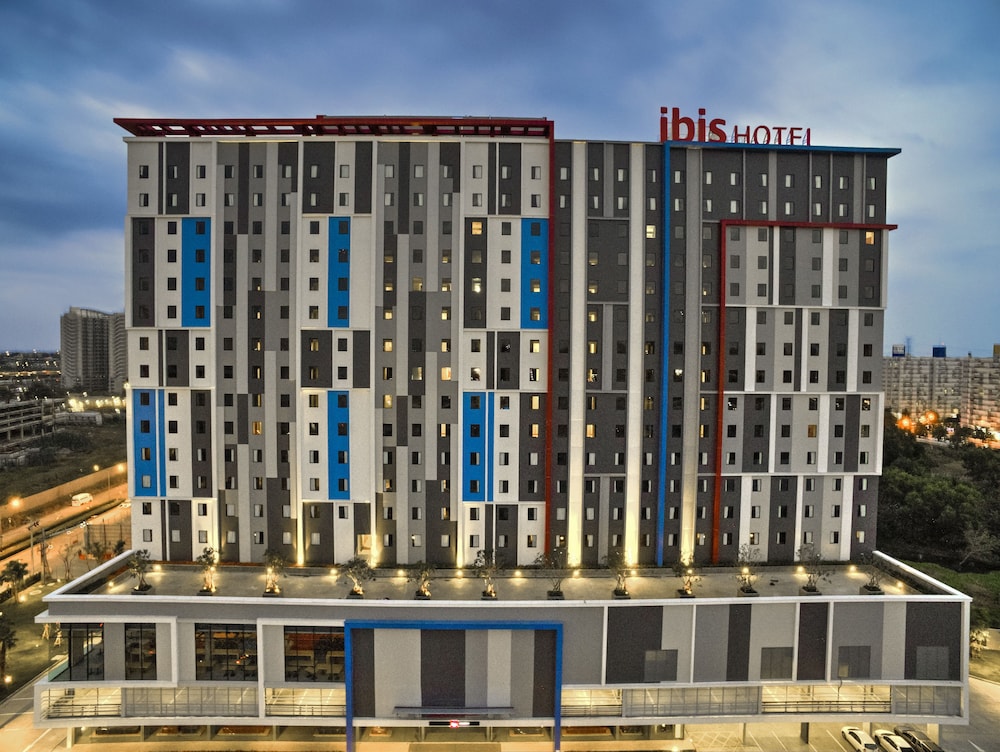Ibis Bangkok Impact 6/75