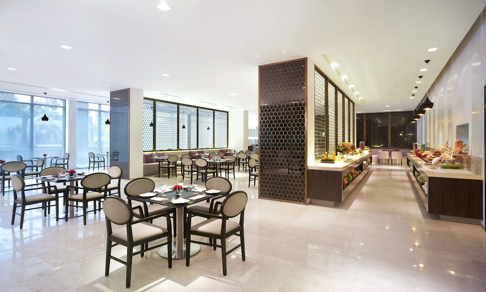 Vivanta Chennai It Expressway 30/37