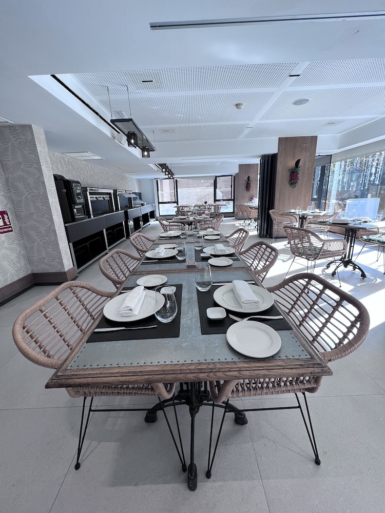 Obal Urban Hotel 39/50