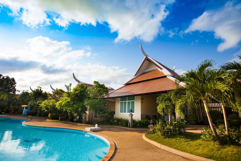 Pattra Vill Resort 66/72
