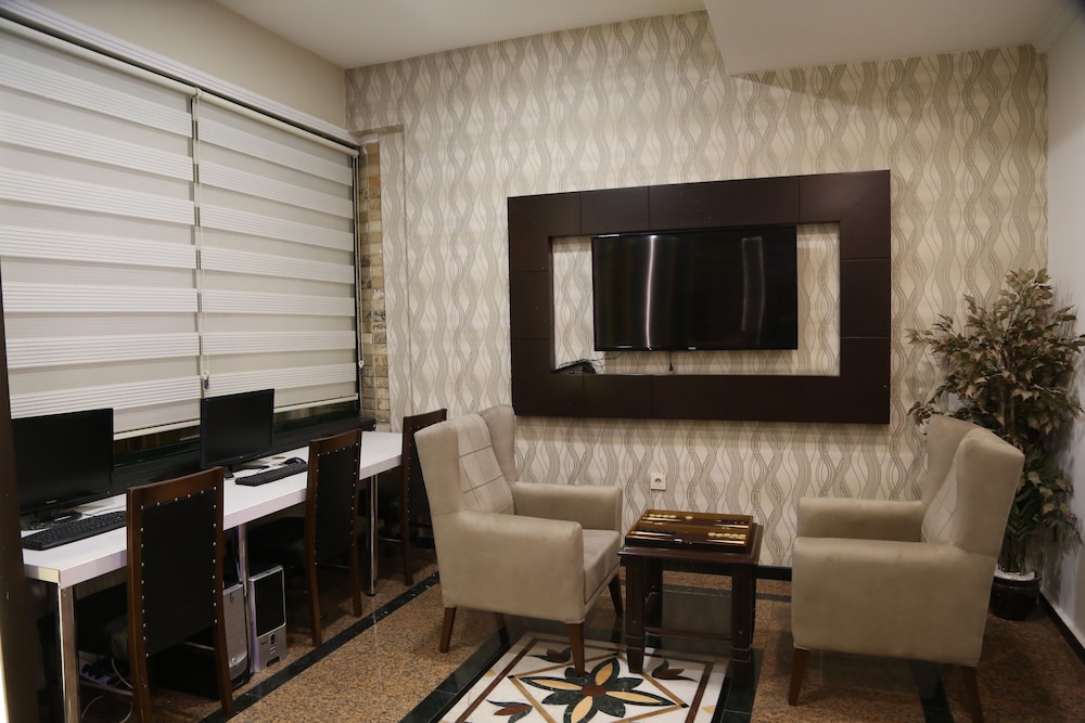 Hotel Buyuk Velic 69/76