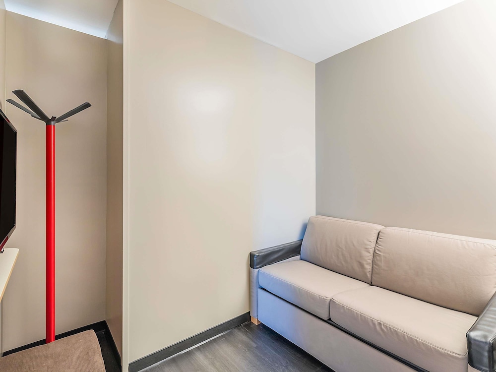 Ibis Lisboa Liberdade 28/45