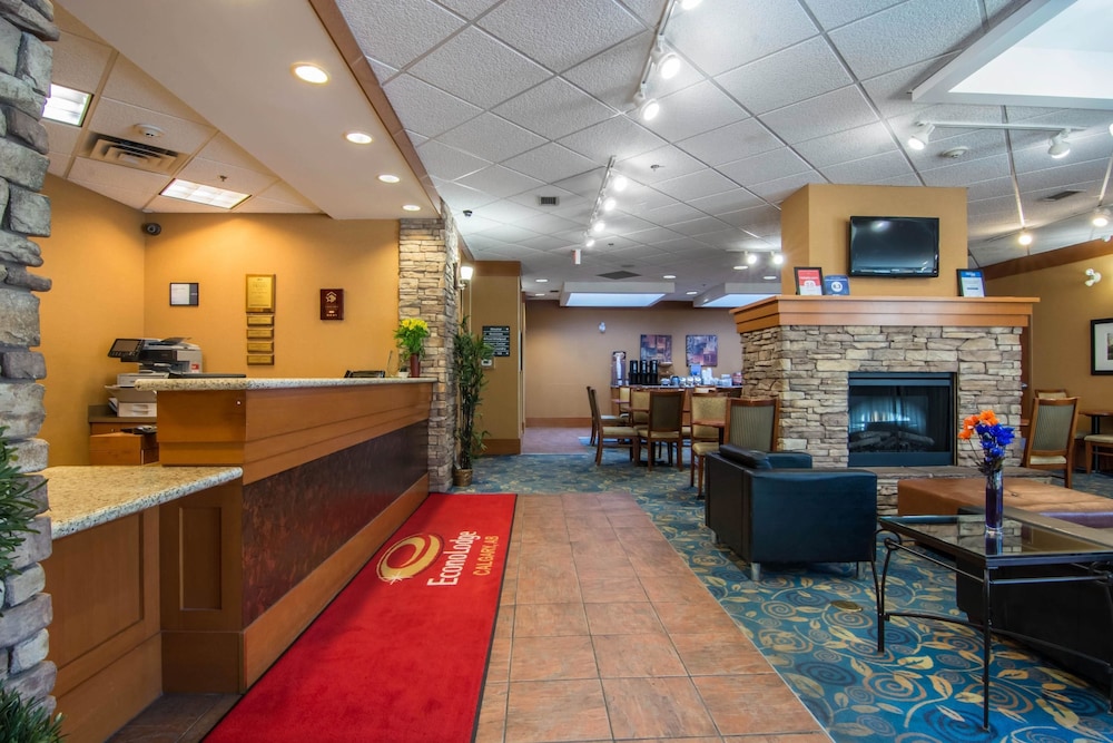 Econo Lodge Inn & Suites Calgary - University 6/32