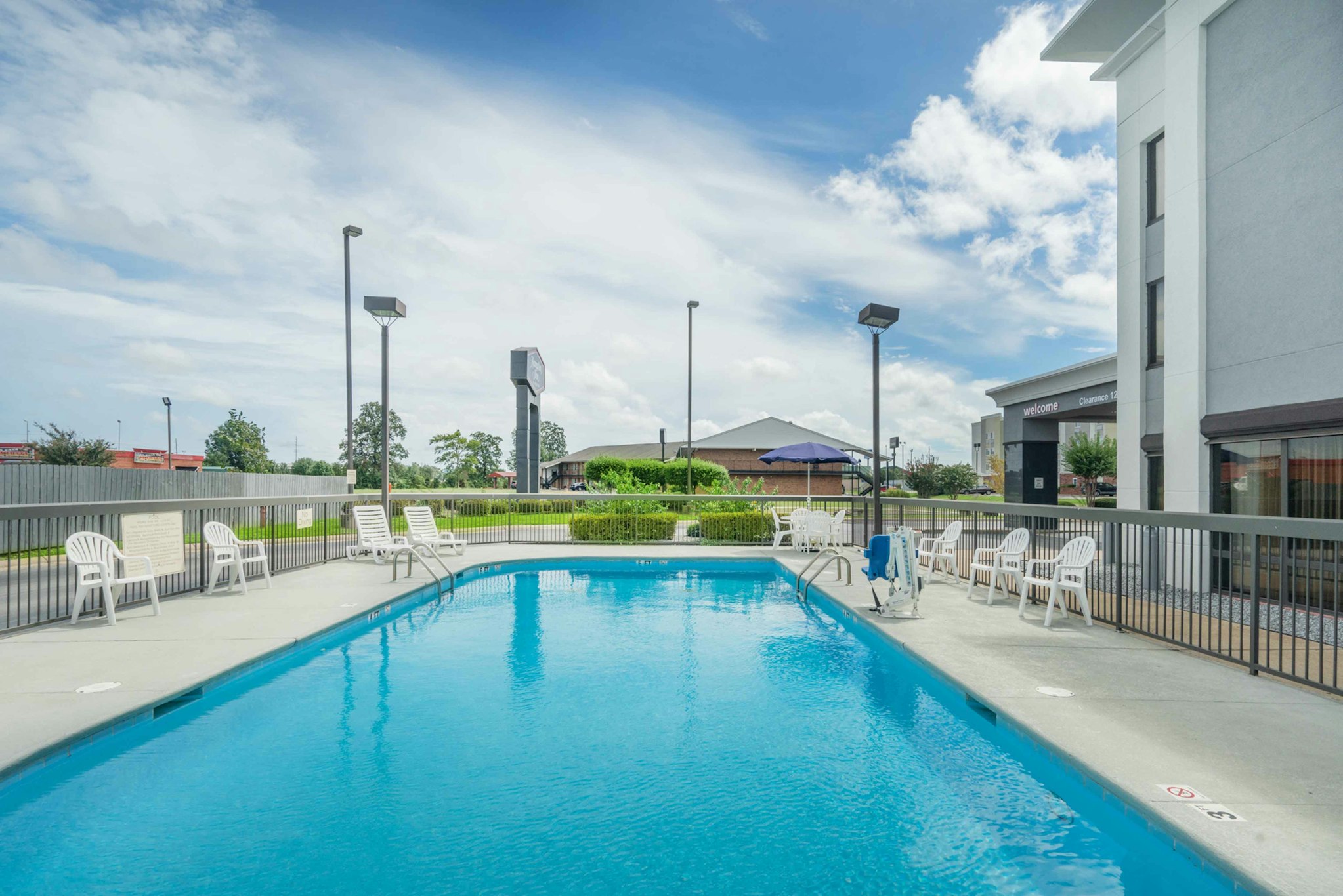 HAMPTON INN JONESBORO 39/39