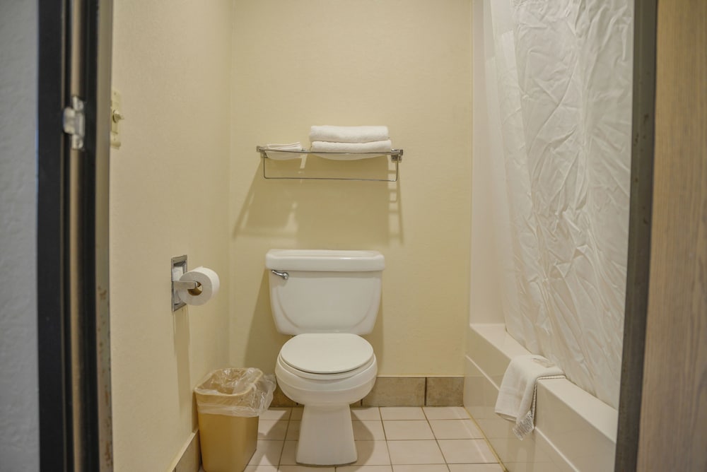Days Inn by Wyndham Mount Vernon 42/50
