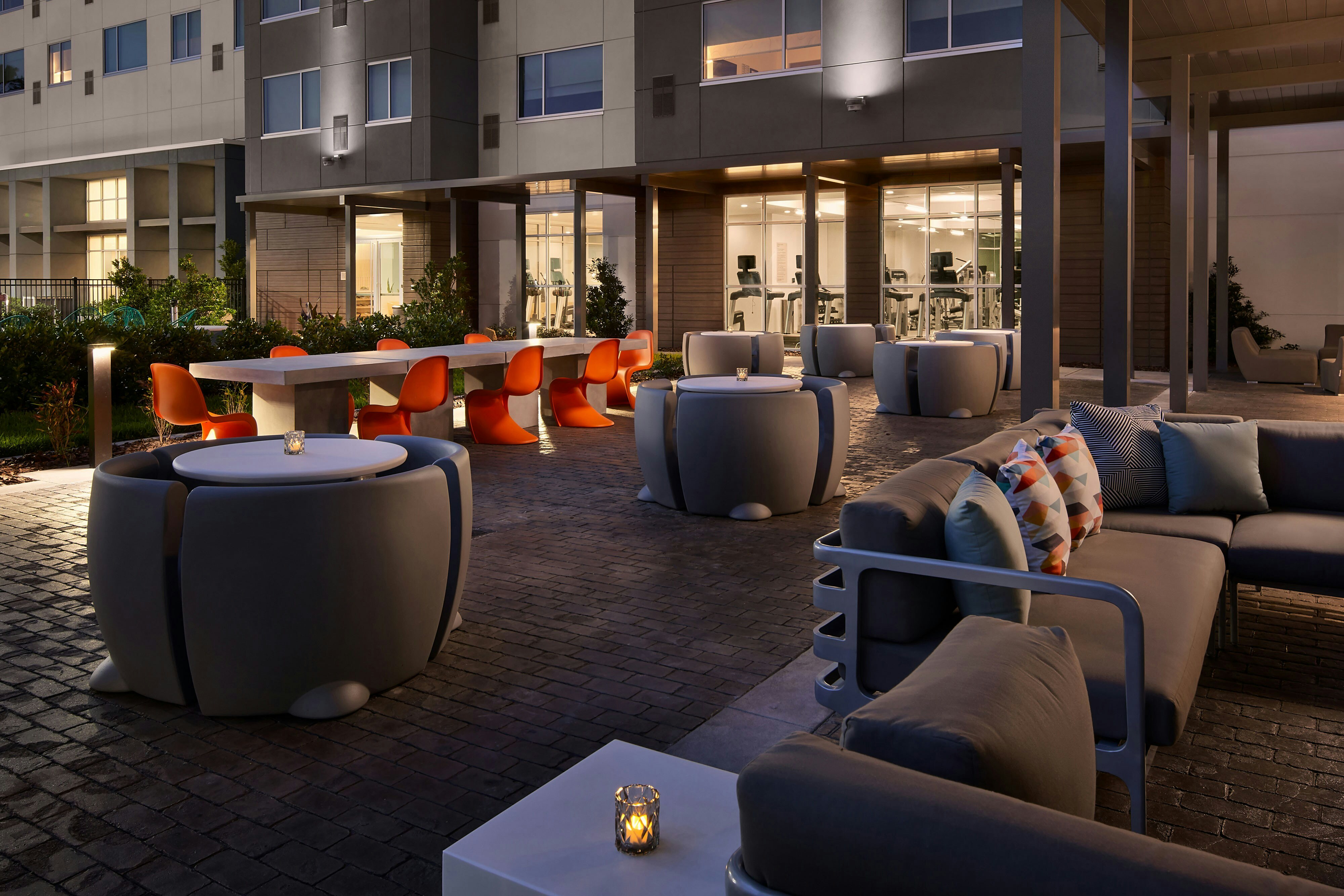 Aloft Orlando International Drive 7/11