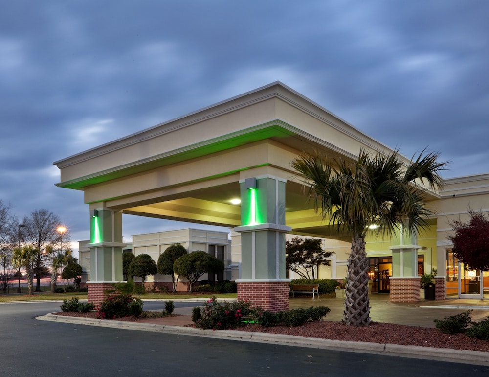 Holiday Inn Lumberton North - I-95, an IHG Hotel 1/41