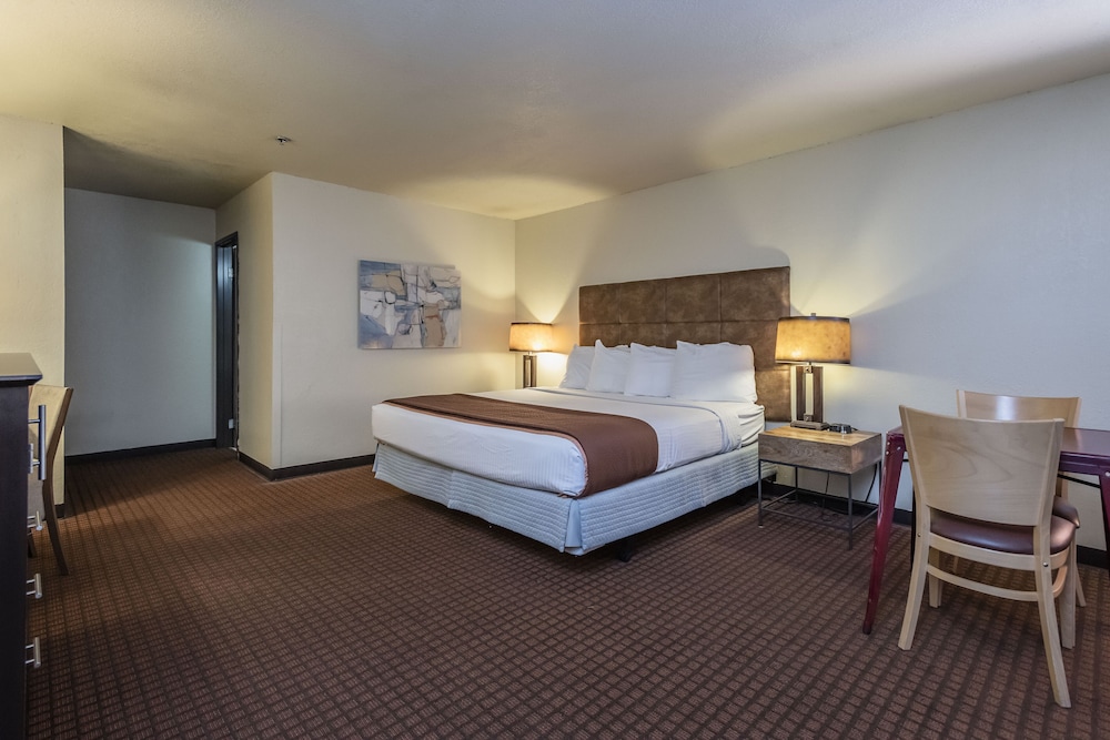 The Inn at Truckee 11/41
