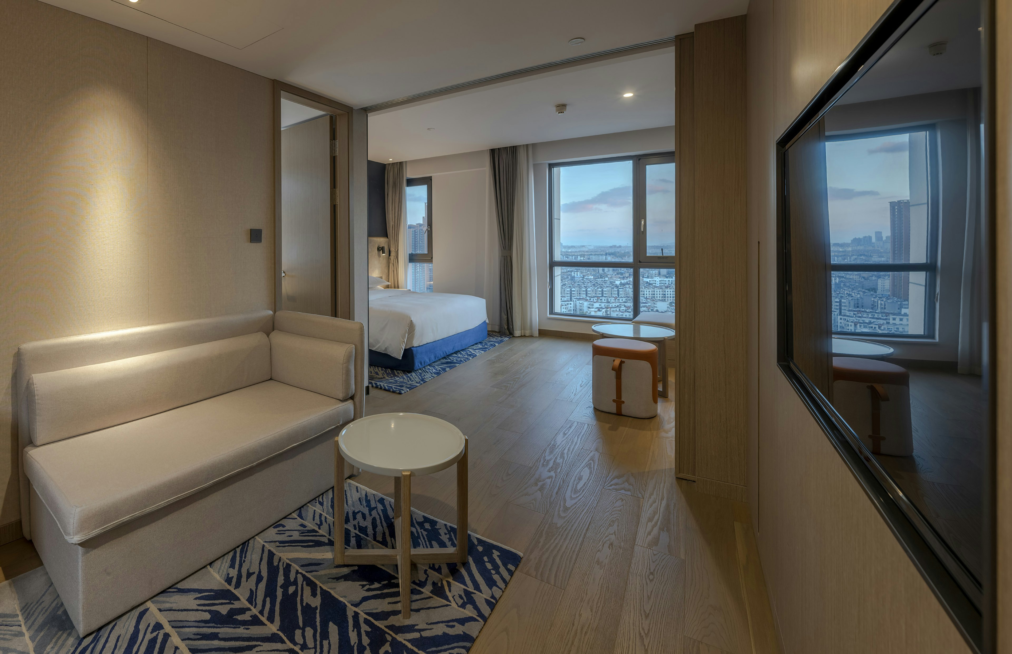 Holiday Inn Express Kunming West 48/49