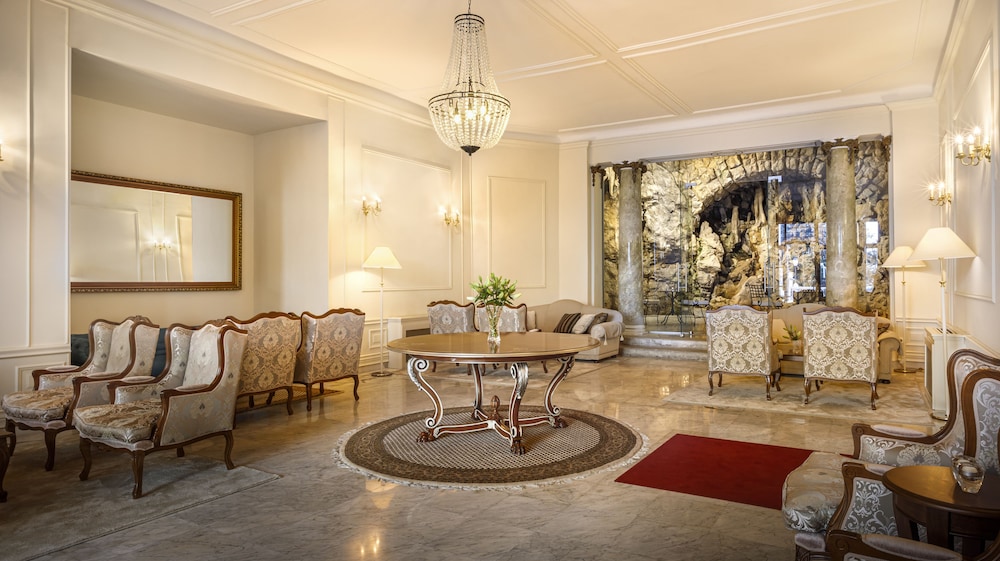 Hotel Bellevue 34/50