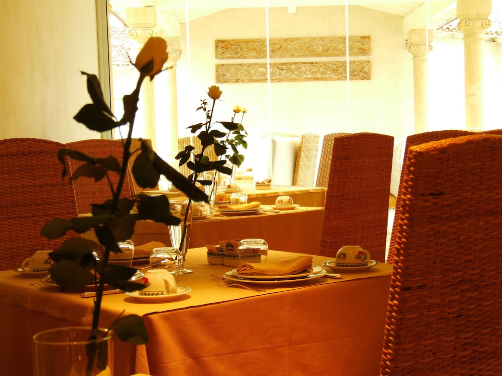 Tarthes Hotel 34/72