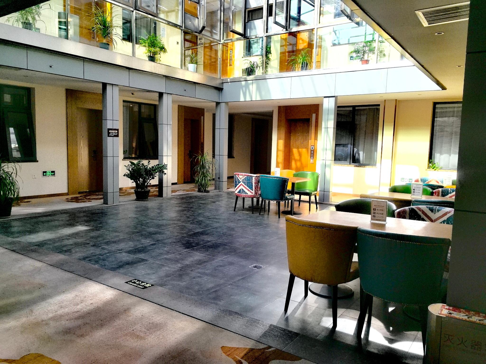 Choenix Hotel (Beijing Tiananmen Square Qianmen Street Subway Station) 18/46