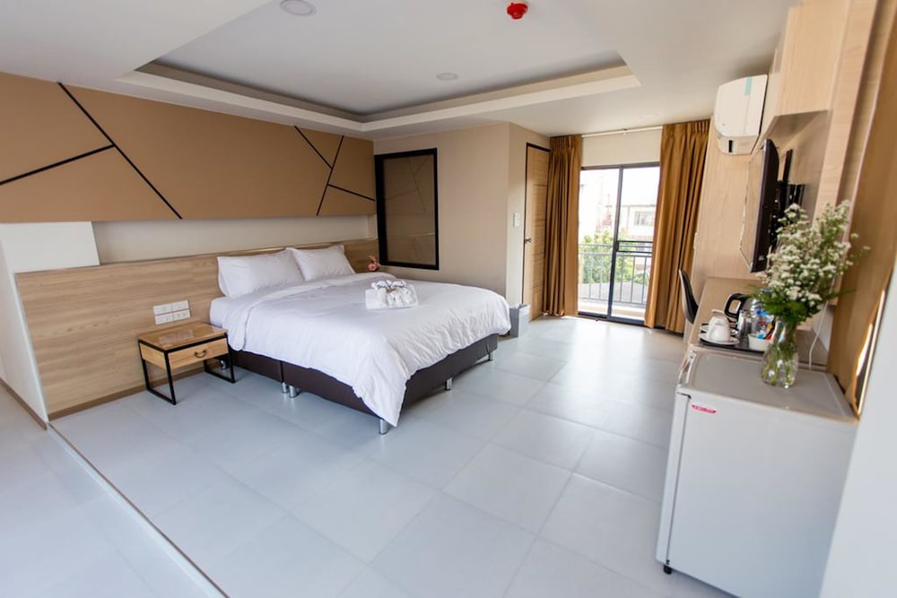 SUPERIOR, DOUBLE BED