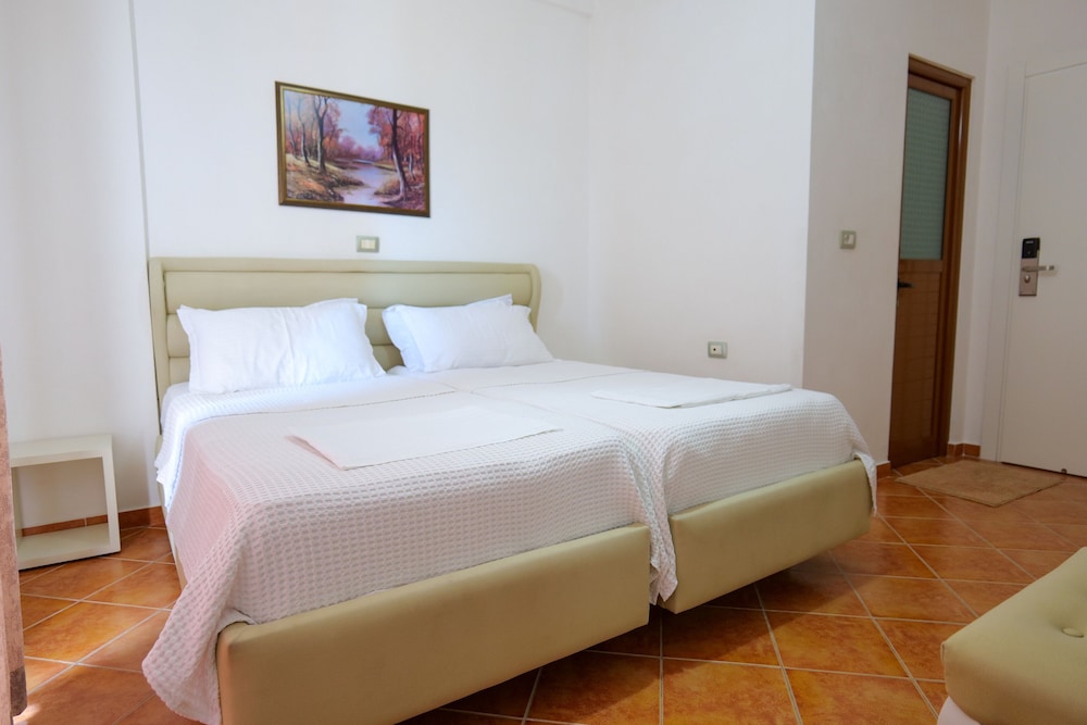 Hotel Piccollino 9/78