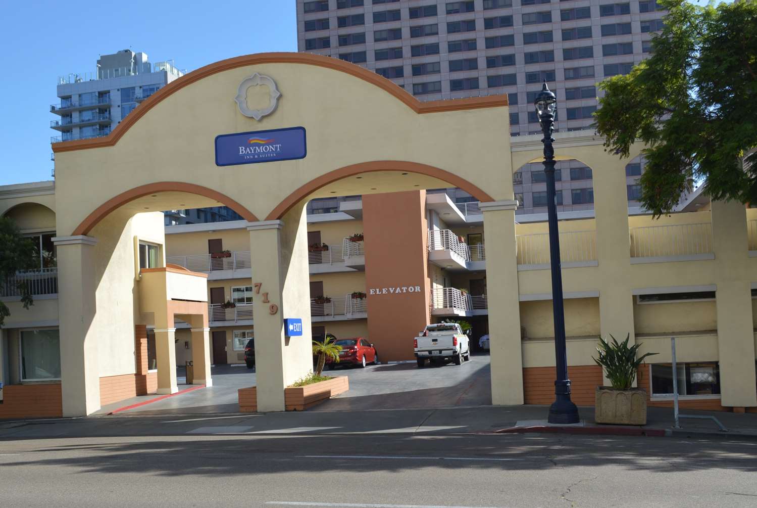Baymont by Wyndham San Diego Downtown 12/14