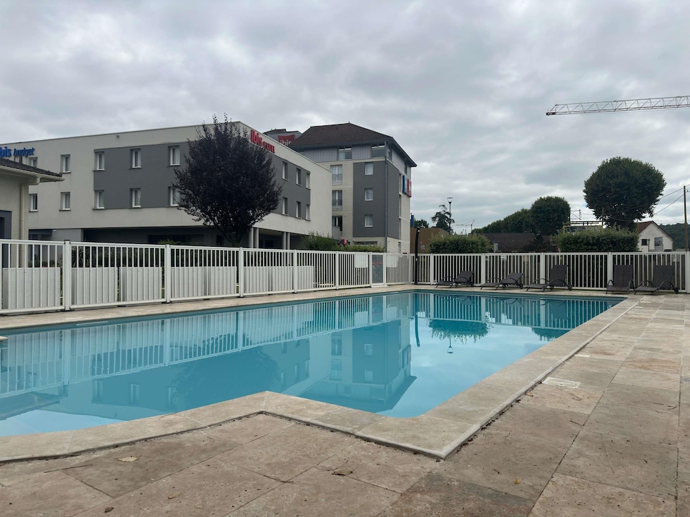 Ibis Cahors 2/50