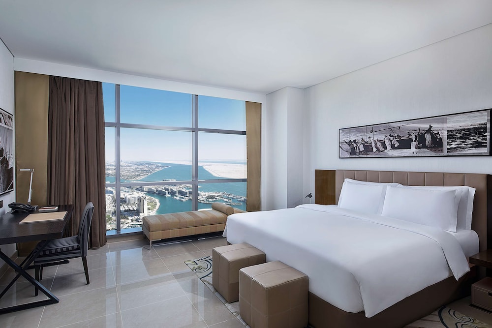3 BEDROOMS, APARTMENT, KING BED, SEA VIEW