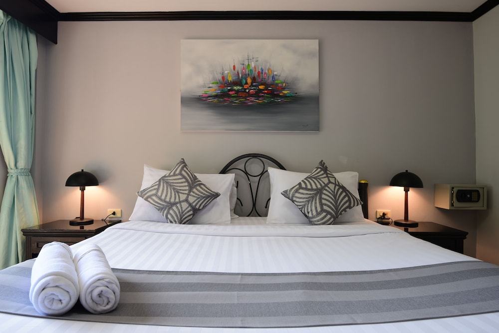 Nanai Residence 12/56