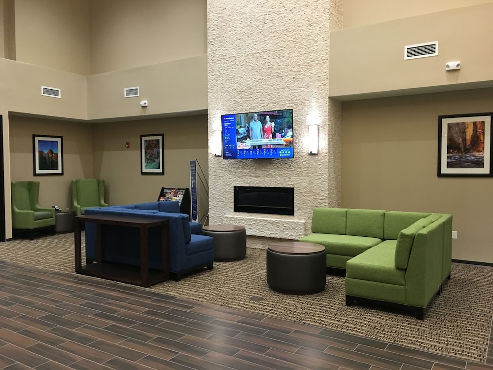 Comfort Inn & Suites Zion Park Area 31/47