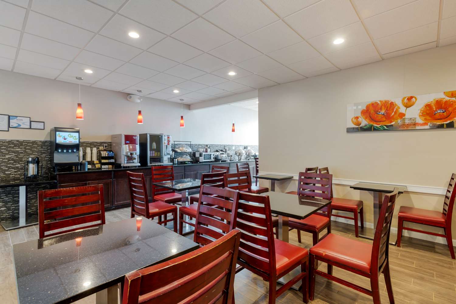 Best Western Plus Poconos Hotel 36/43