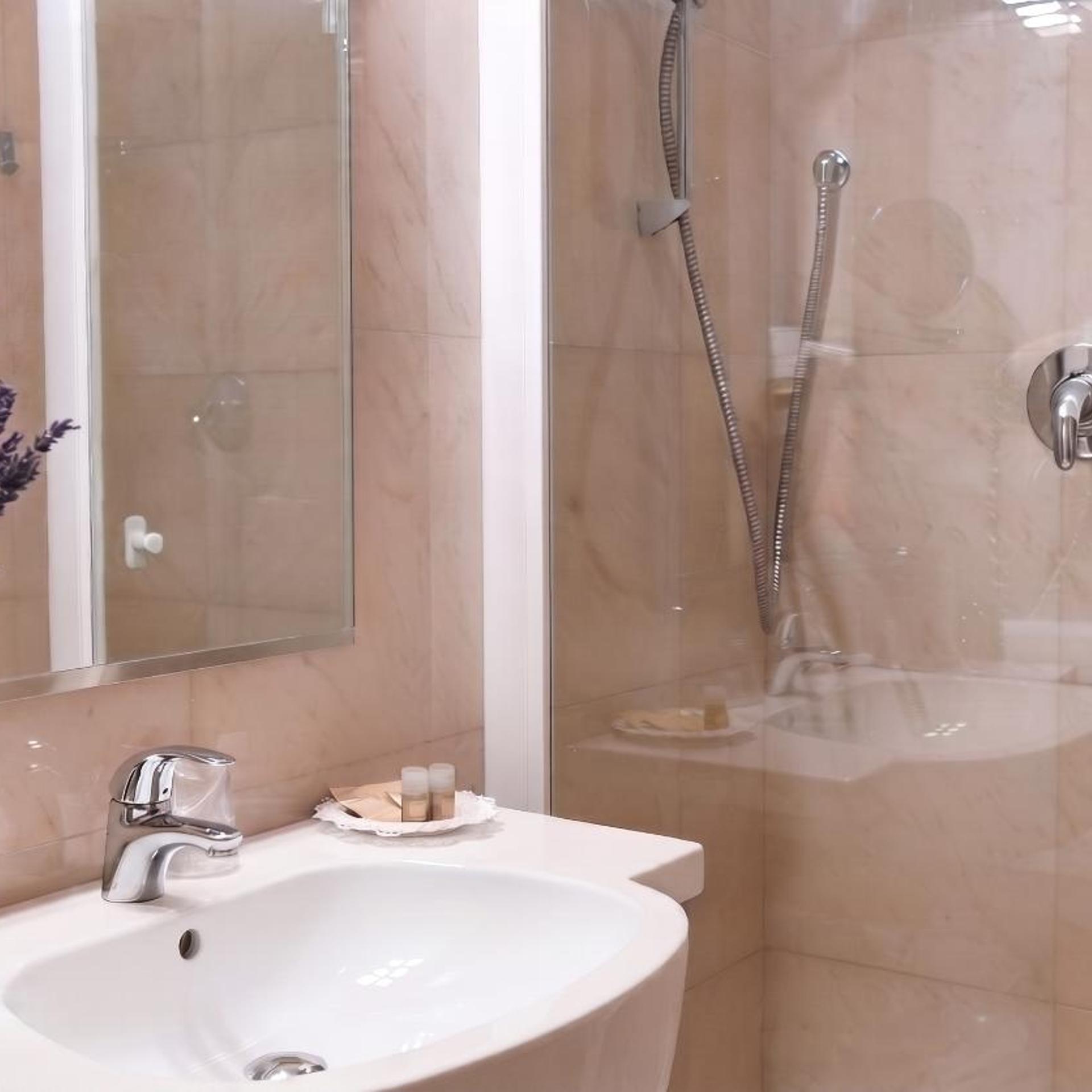 غرفة كومفورت بسرير مزدوج، Castello Hotel 8/9