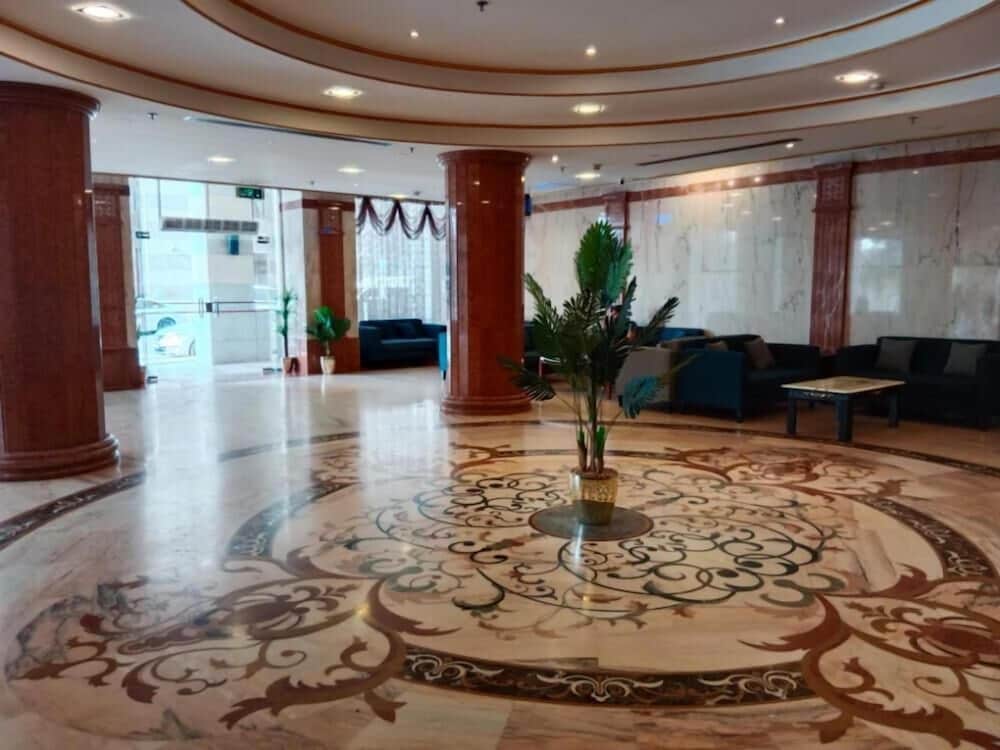 فندق سكاي فيو(Sky View Hotel) 13/59