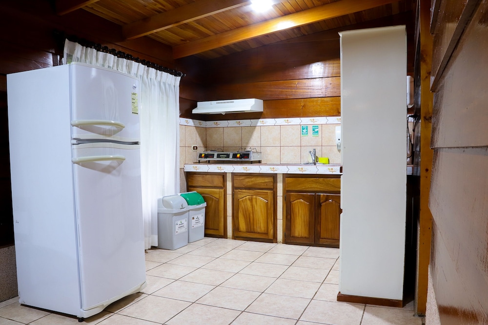 Cabana Los Pinos Hotel 10/42