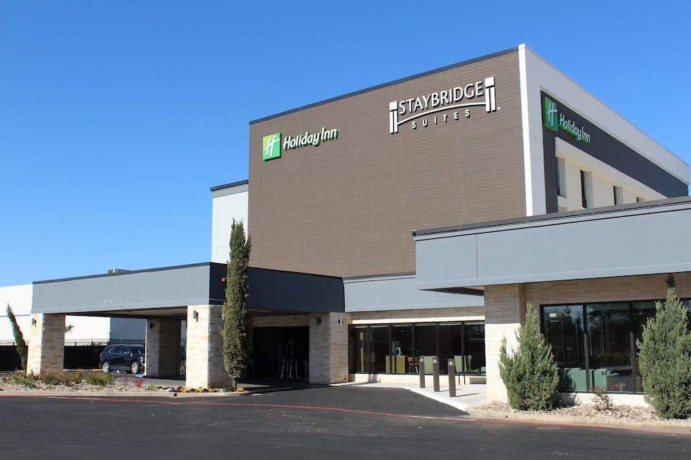 Staybridge Suites Dallas Market Ctr Love Field, an IHG Hotel 44/50