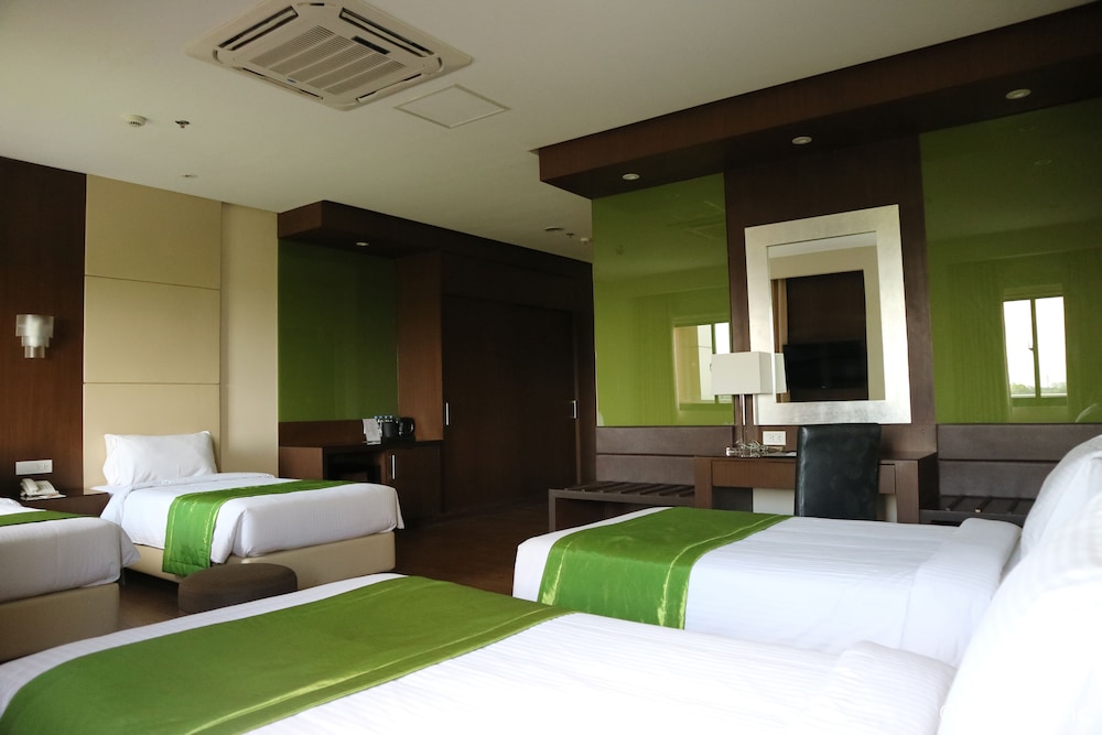 Hotel Monticello 23/69