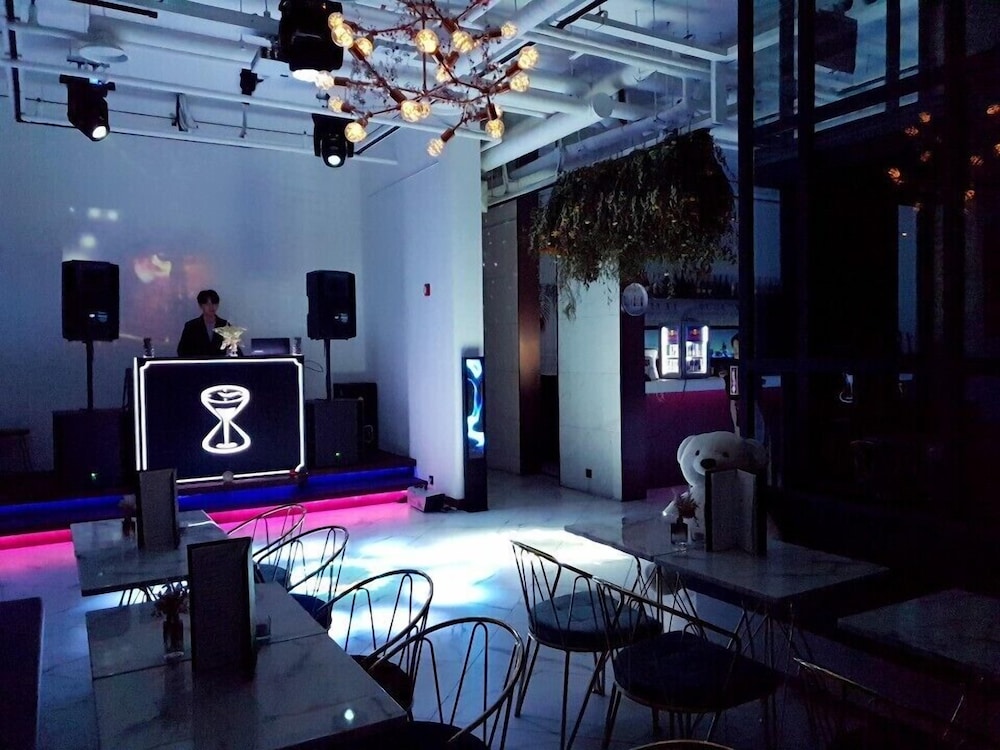 Hotel The Designers Premier Kondae 6/74