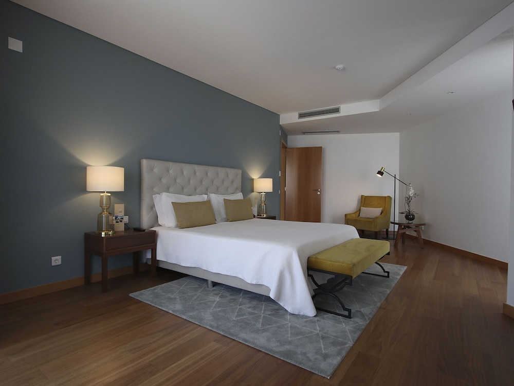 Consolata Hotel 12/50