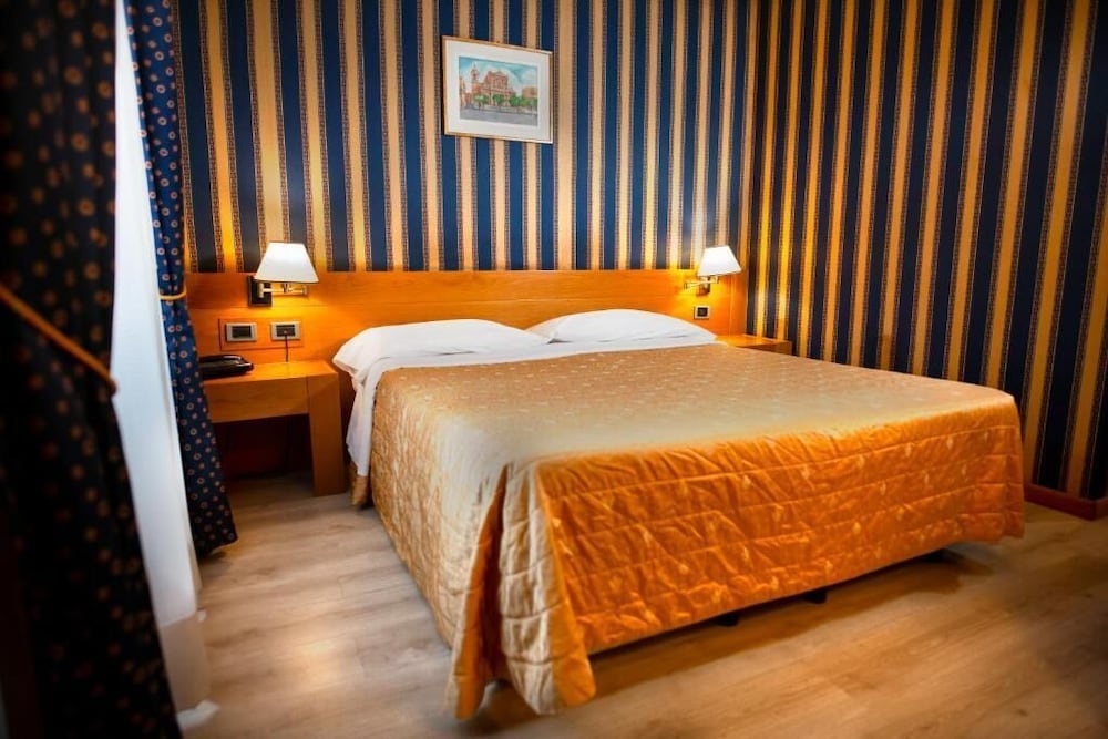 LH Hotel Andreotti 17/50