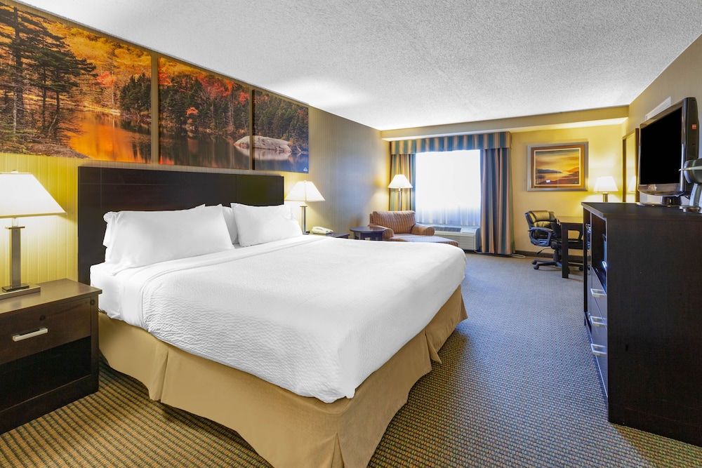 Days Inn by Wyndham Plattsburgh 16/37
