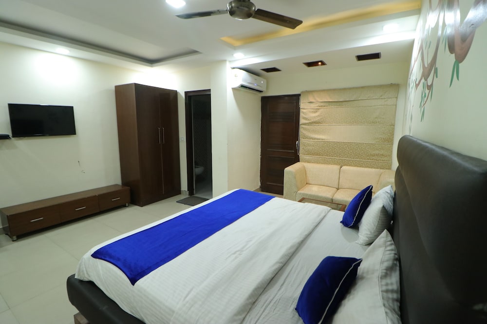 Hotel Eurasia Mohali Airport 11/18