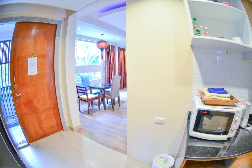Tamnak Resort 50/50
