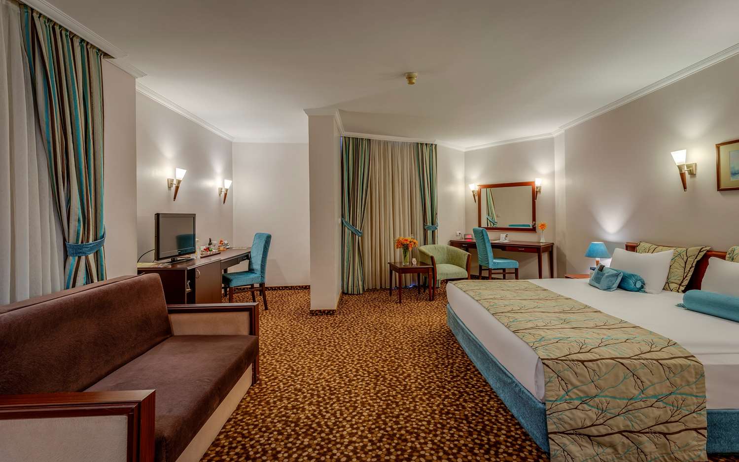 Best Western Plus Khan Hotel 31/49