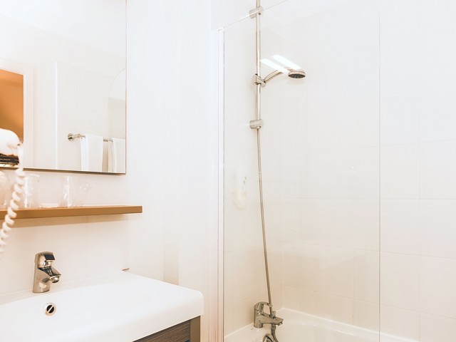 Appart Hotel Terres de France Quimper 74/76