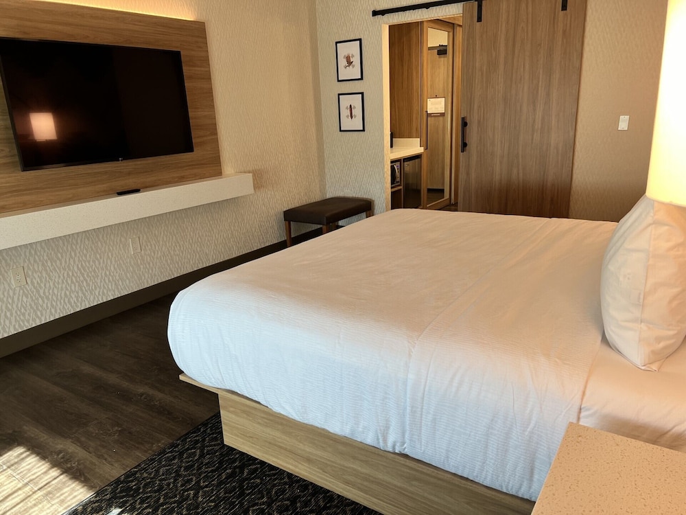 Wyndham Garden Redwood Valley/Ukiah 20/50