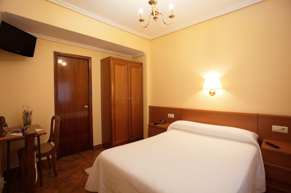 Hotel Panton 38/67