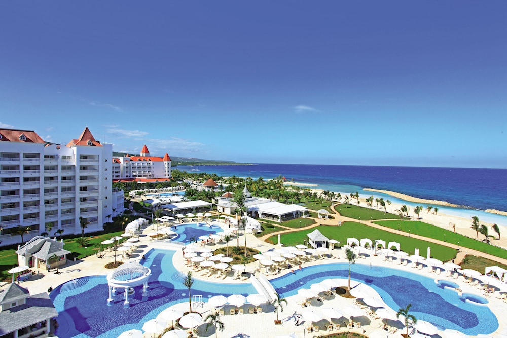 Bahia Principe Escape Runaway Bay 4/70
