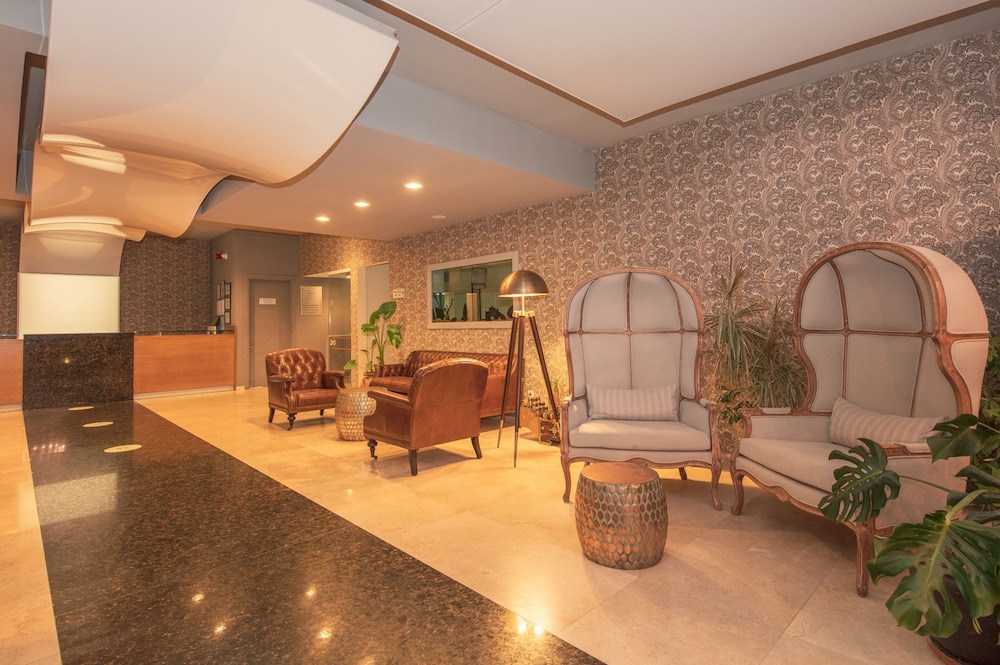 Alize Hotel 64/83