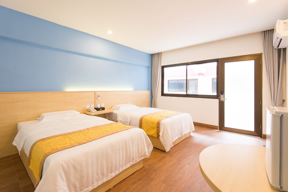 The President Hotel at Chokchai 4 17/57