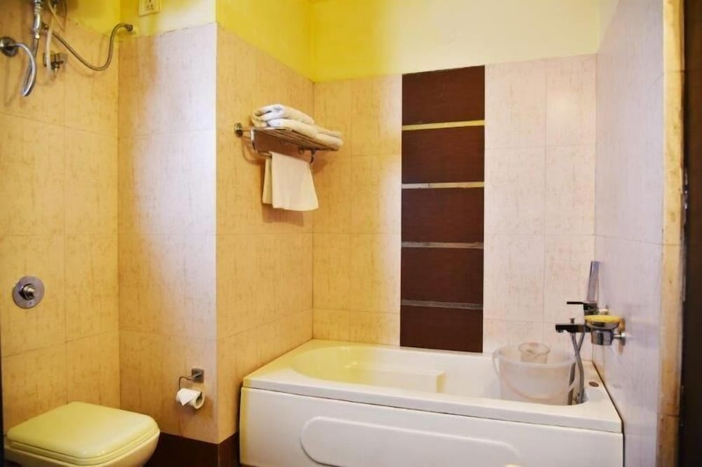Indraprastha Resort Dalhousie 50/50